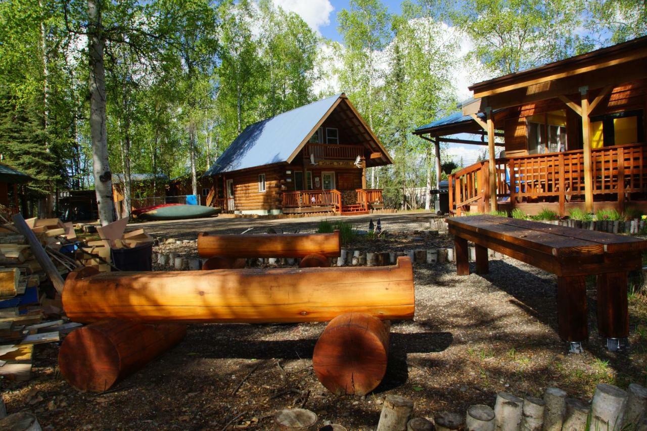 Sven'S Basecamp Hostel Fairbanks Exterior photo